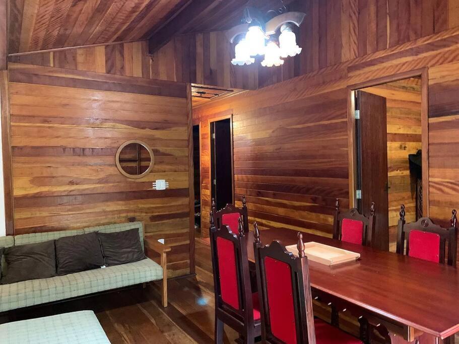 Confortável casa com lareira 10min Capivari Campos do Jordão Exterior foto