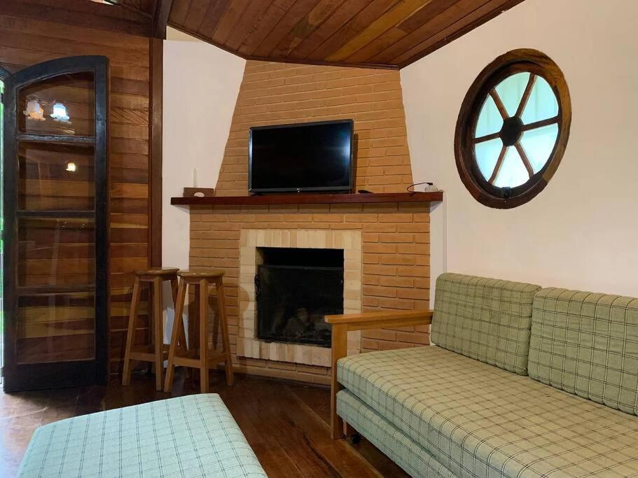 Confortável casa com lareira 10min Capivari Campos do Jordão Exterior foto