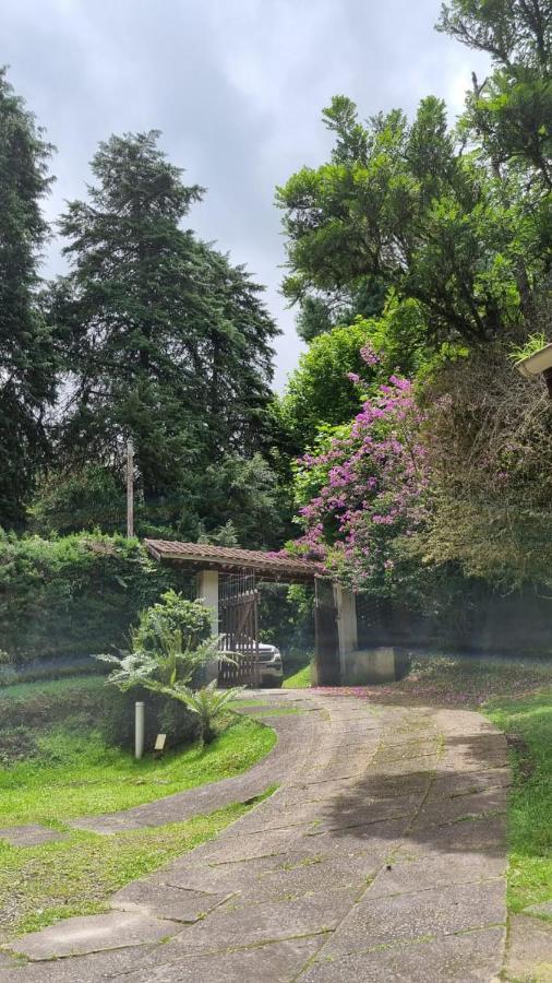 Confortável casa com lareira 10min Capivari Campos do Jordão Exterior foto